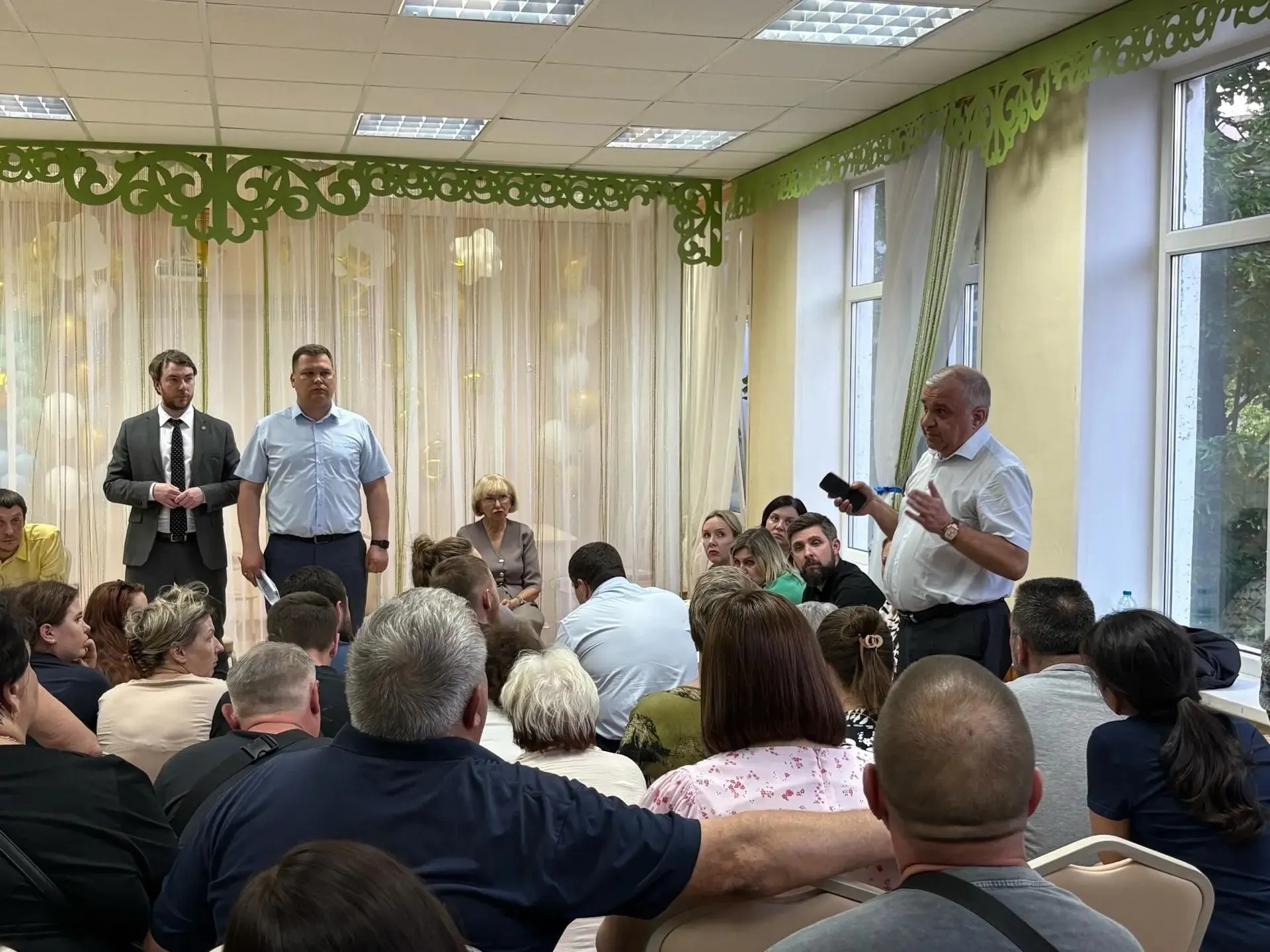 Мэрия Рязани рассматривает вариант замены повреждённых при атаке беспилотников жилых помещений на новые квартиры равной площади.