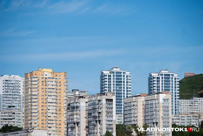 В Приморском крае одобрили 20‑летнюю программу КРТ: 26 проектов, из которых 23 реализуют во Владивостоке. В столице Дальнего Востока планируют около 5 млн кв. м нового жилья.