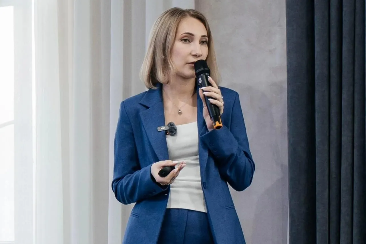 За пять месяцев спрос на новостройки в Ленинградской области вырос значительно сильнее среднего по стране: запускают больше проектов, а цены поднимаются медленнее, чем в Петербурге.